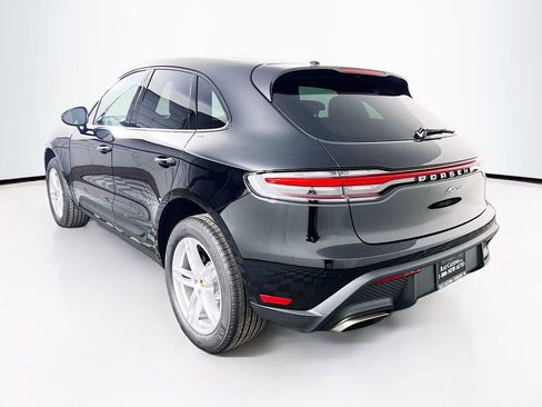 New 2026 Porsche Macan image 3