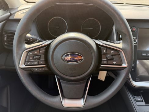 Used 2023 Subaru Outback AWD/4WD image 13