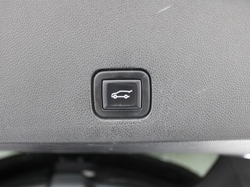 Used 2023 Cadillac XT6 Sport w/ Technology Package image 30