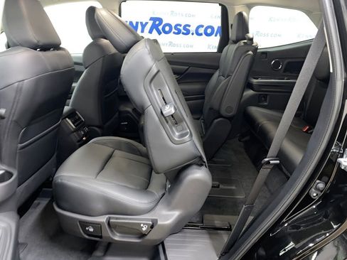 New 2026 Subaru Ascent Bronze Edition image 10