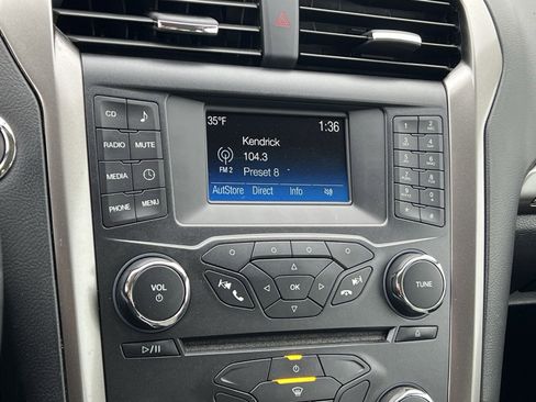 Used 2017 Ford Fusion S image 18