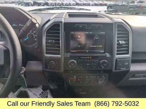 Used 2015 Ford F150 XLT w/ Equipment Group 302A Luxury image 19