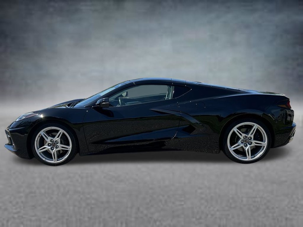 Used 2025 Chevrolet Corvette Stingray Premium Cpe w/ 3LT RWD image 2
