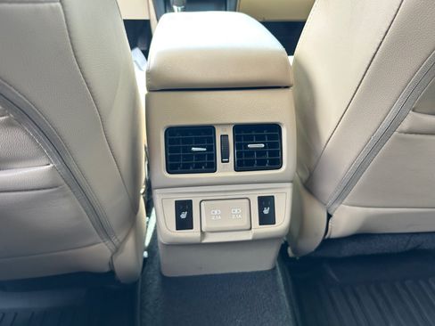 Used 2019 Subaru Outback 3.6R Limited AWD/4WD image 31