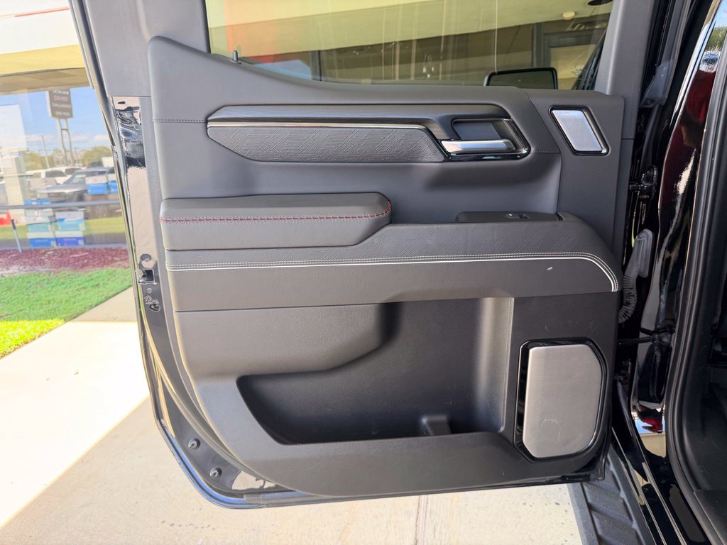 Used 2024 GMC Sierra 1500 AT4X AWD/4WD image 29
