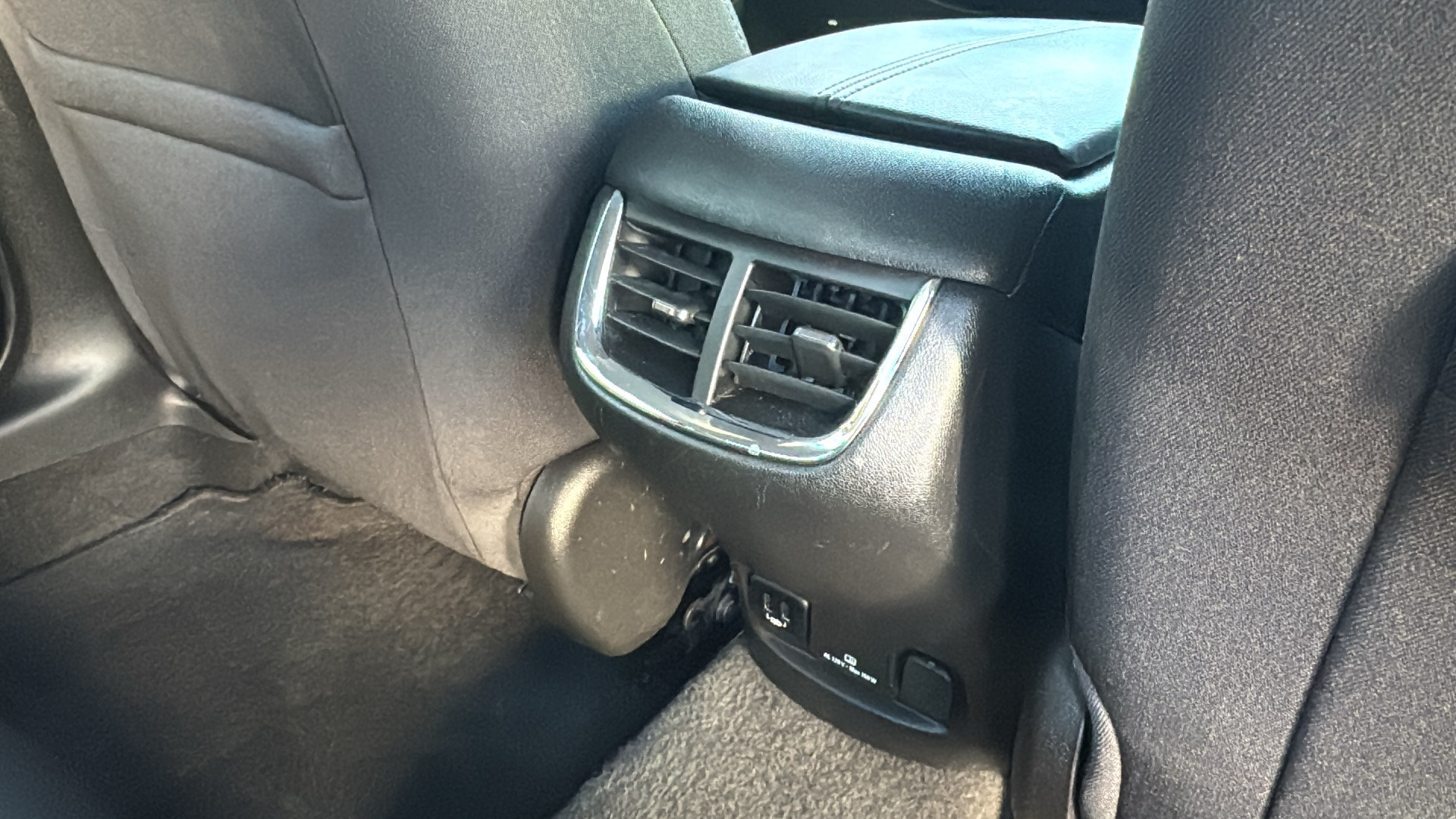 Used 2018 Chevrolet Malibu LT FWD image 14