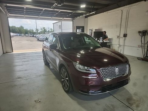 Used 2020 Lincoln Corsair Reserve w/ Elements Package AWD/4WD image 2