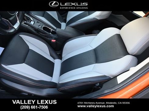 Used 2019 Subaru Crosstrek 2.0i Limited w/ Moonroof Package w/Navigation image 11