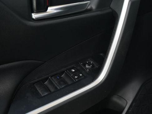 Used 2019 Toyota RAV4 XLE w/ Convenience Package AWD/4WD image 22