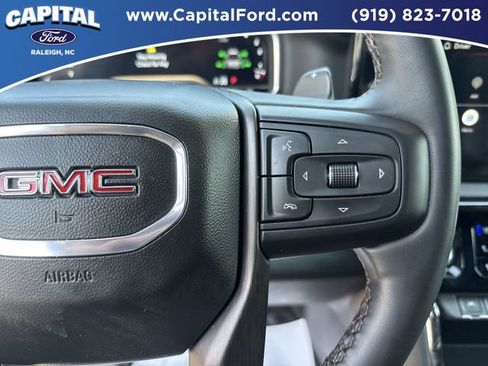 Used 2024 GMC Sierra 1500 AT4 w/ Technology Package AWD/4WD image 24