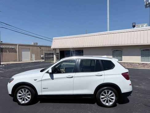 Used 2016 BMW X3 sDrive28i RWD image 2