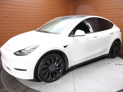 Used 2020 Tesla Model Y Performance image 47