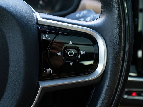 Used 2020 Volvo V90 T6 Inscription image 18