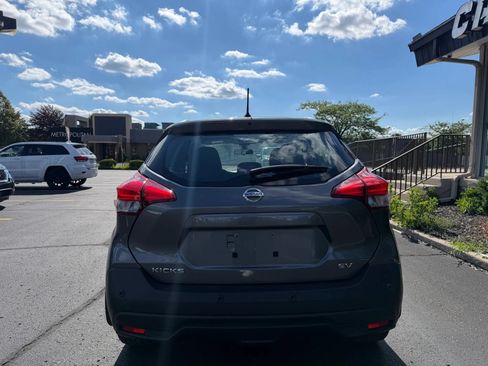Used 2020 Nissan Kicks SV FWD image 5