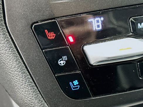 Used 2020 Ford Explorer ST w/ ST Street Pack image 27