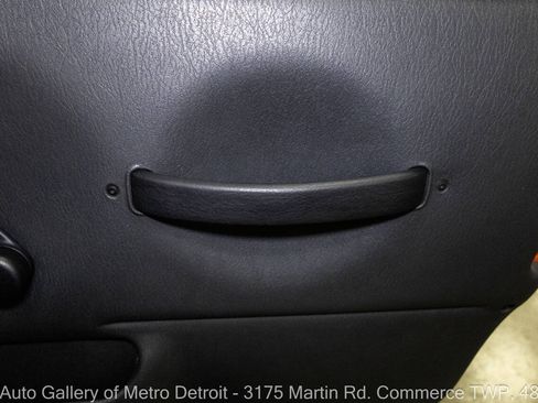 Used 2005 Jeep Wrangler Rubicon AWD/4WD image 38
