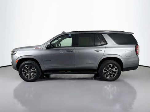 Used 2021 Chevrolet Tahoe Z71 w/ Luxury Package AWD/4WD image 4