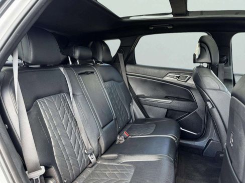 Used 2023 Kia Sportage X-Line w/ X-Line Premium Package image 45