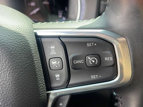 Used 2023 RAM 1500 Laramie AWD/4WD image 21