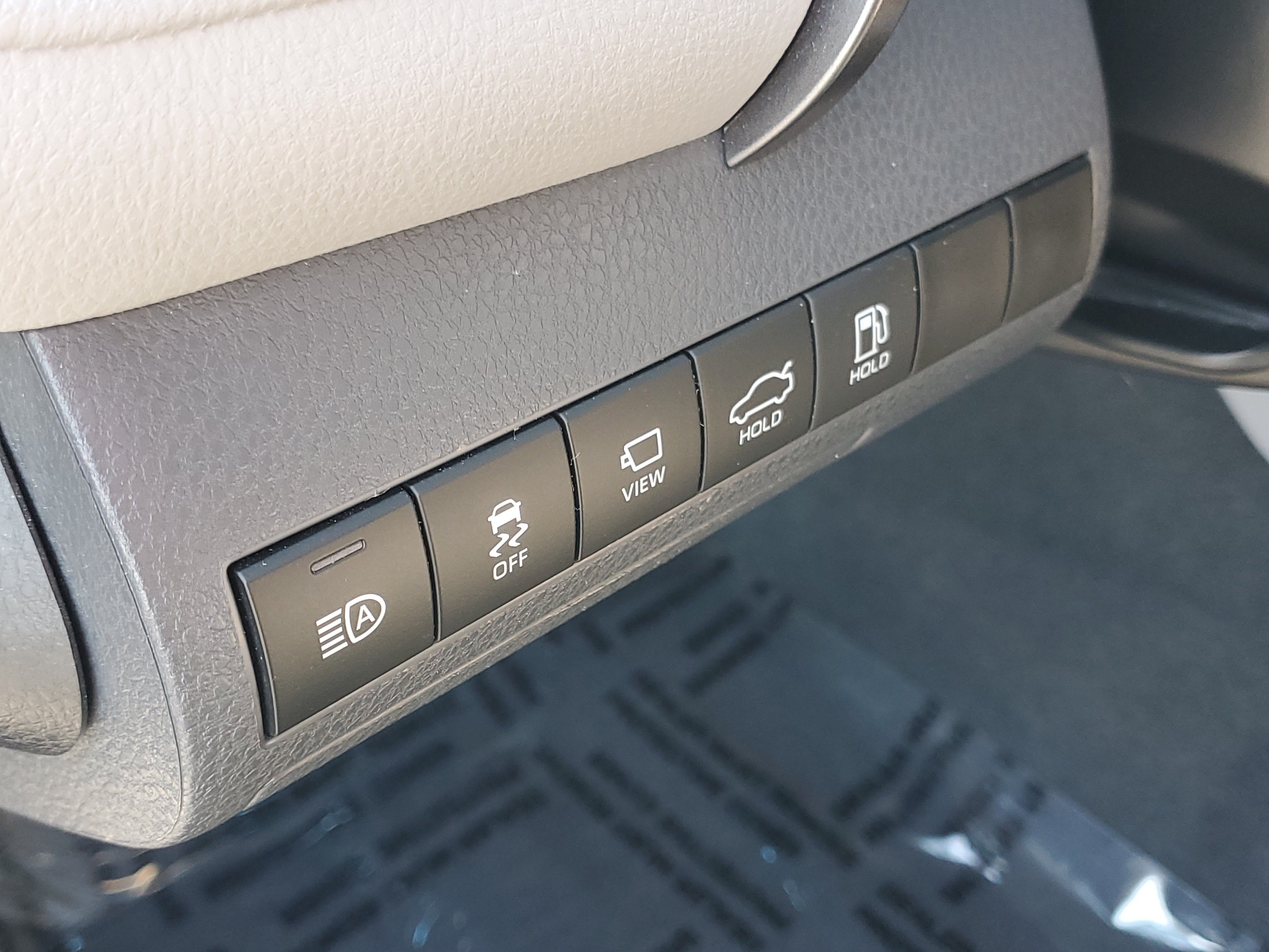 Certified 2020 Toyota Camry XLE w/ Driver Assist Package FWD image 19