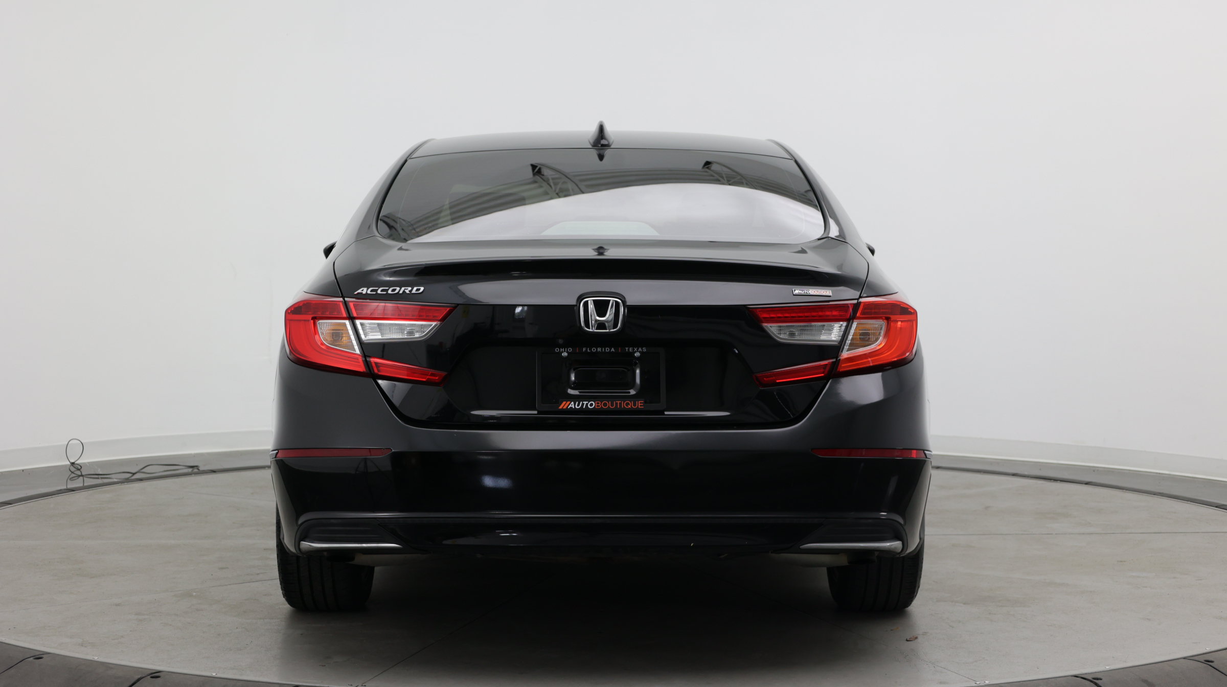 Used 2019 Honda Accord EX image 6