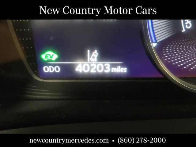 Used 2023 Lexus ES 300h Ultra Luxury w/ Accessory Package (Z2) FWD image 29