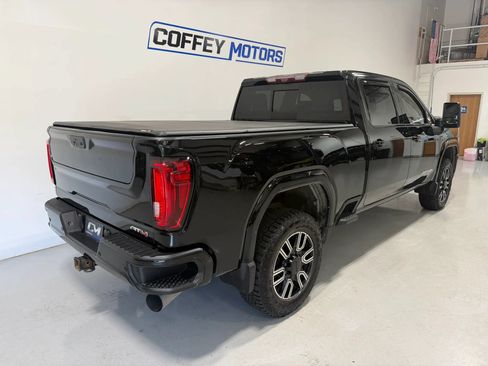 Used 2020 GMC Sierra 2500 AT4 w/ AT4 Premium Package AWD/4WD image 6