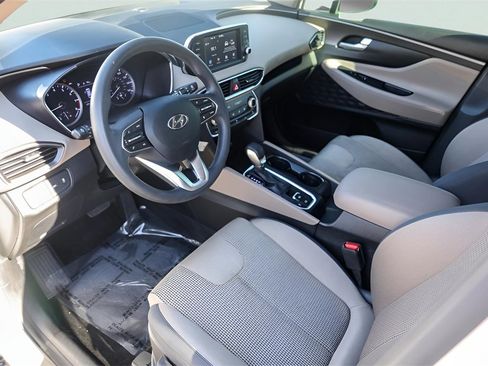 Used 2019 Hyundai Santa Fe SE image 13