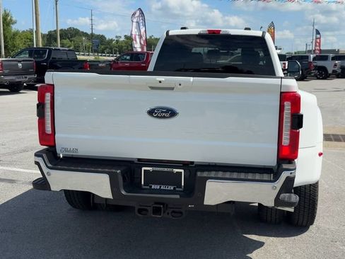 Used 2025 Ford F350 Lariat w/ Chrome Package AWD/4WD image 6