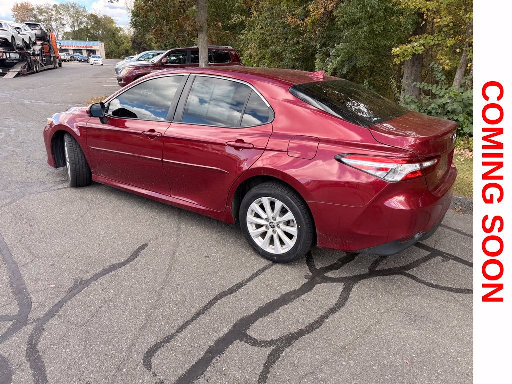 Used 2020 Toyota Camry LE FWD image 7