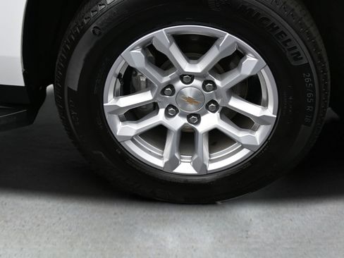 Used 2025 Chevrolet Tahoe LT AWD/4WD image 24