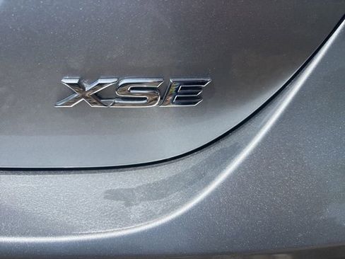 Used 2024 Toyota Camry XSE FWD image 8