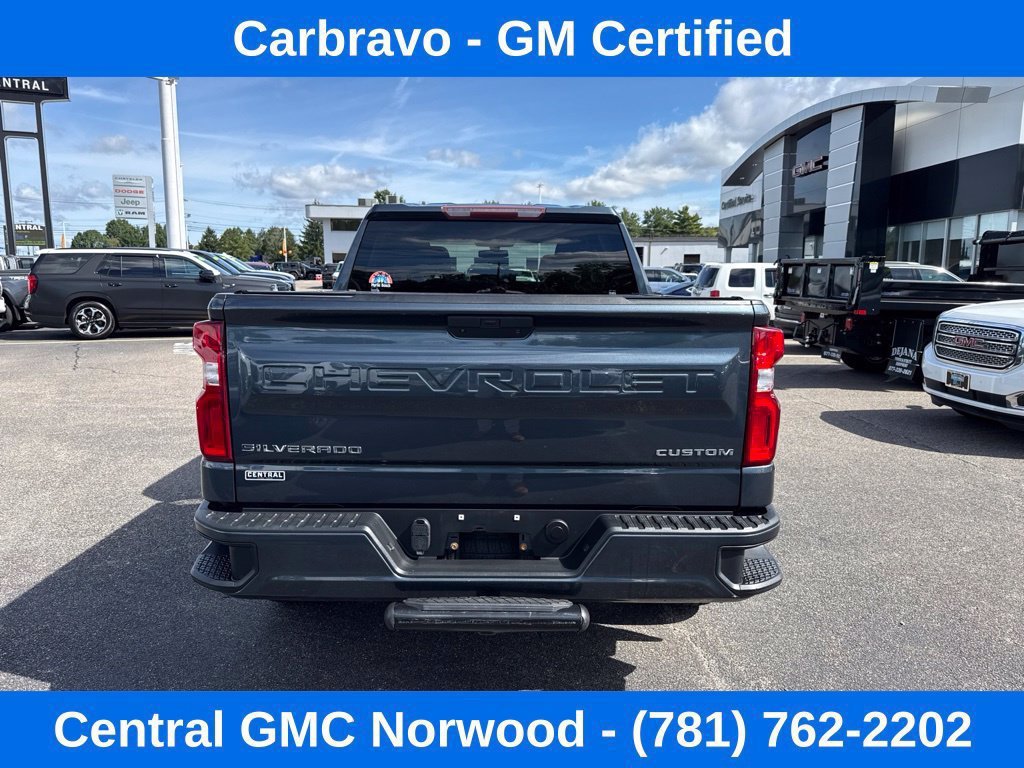 Used 2020 Chevrolet Silverado 1500 Custom w/ Custom Value Package AWD/4WD image 4