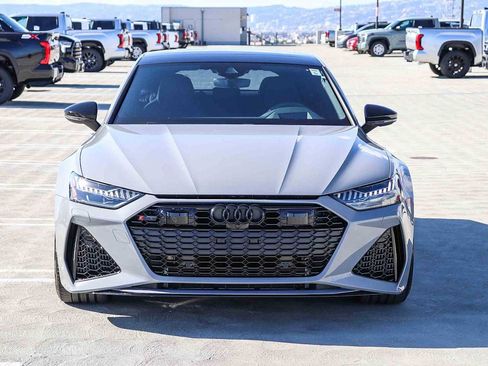 Used 2023 Audi RS 7 Sportback w/ Black Optic Package image 2