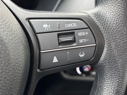 Certified 2025 Honda HR-V LX image 10