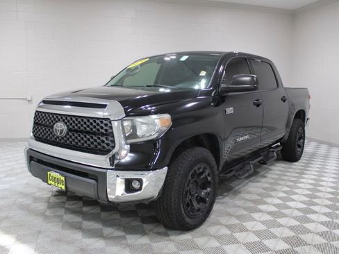 Used 2020 Toyota Tundra SR5 w/ SR5 Upgrade Package image 7