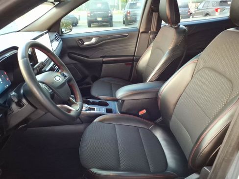 Certified 2023 Ford Escape ST-Line Select w/ Tech Pack #2 AWD/4WD image 11