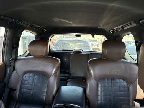 Used 2018 Nissan Armada Platinum w/ Captain Seat Package RWD image 11