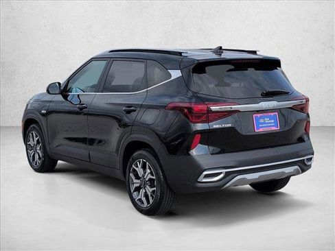 Used 2023 Kia Seltos EX AWD/4WD image 8