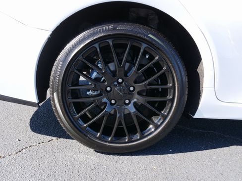 Used 2025 Toyota Camry LE image 12