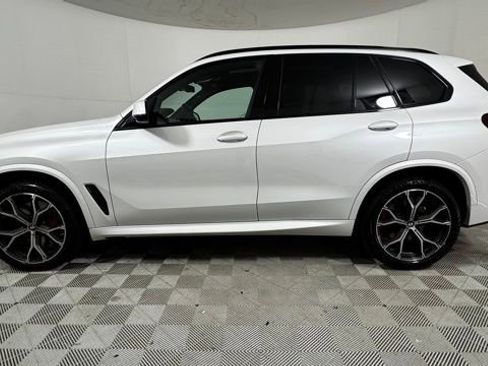 Used 2023 BMW X5 M50i w/ Executive Package AWD/4WD image 4