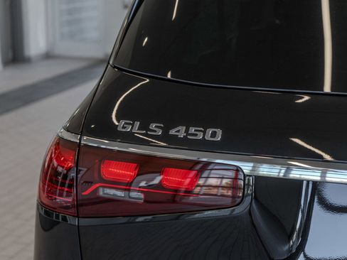 New 2026 Mercedes-Benz GLS 450 4MATIC image 22