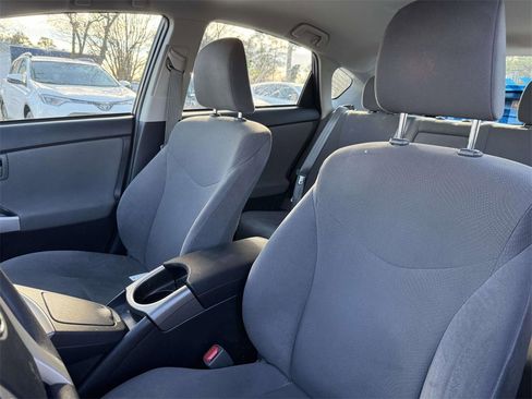 Used 2014 Toyota Prius Two image 6