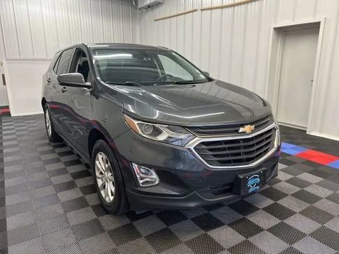 Used 2019 Chevrolet Equinox LT AWD/4WD image 2
