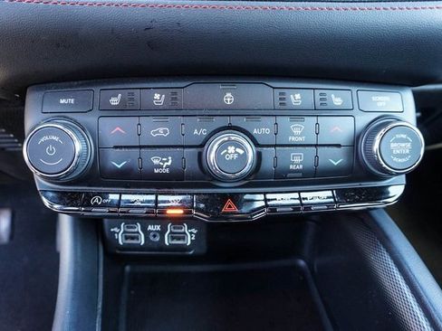 Used 2024 Dodge Durango GT image 19