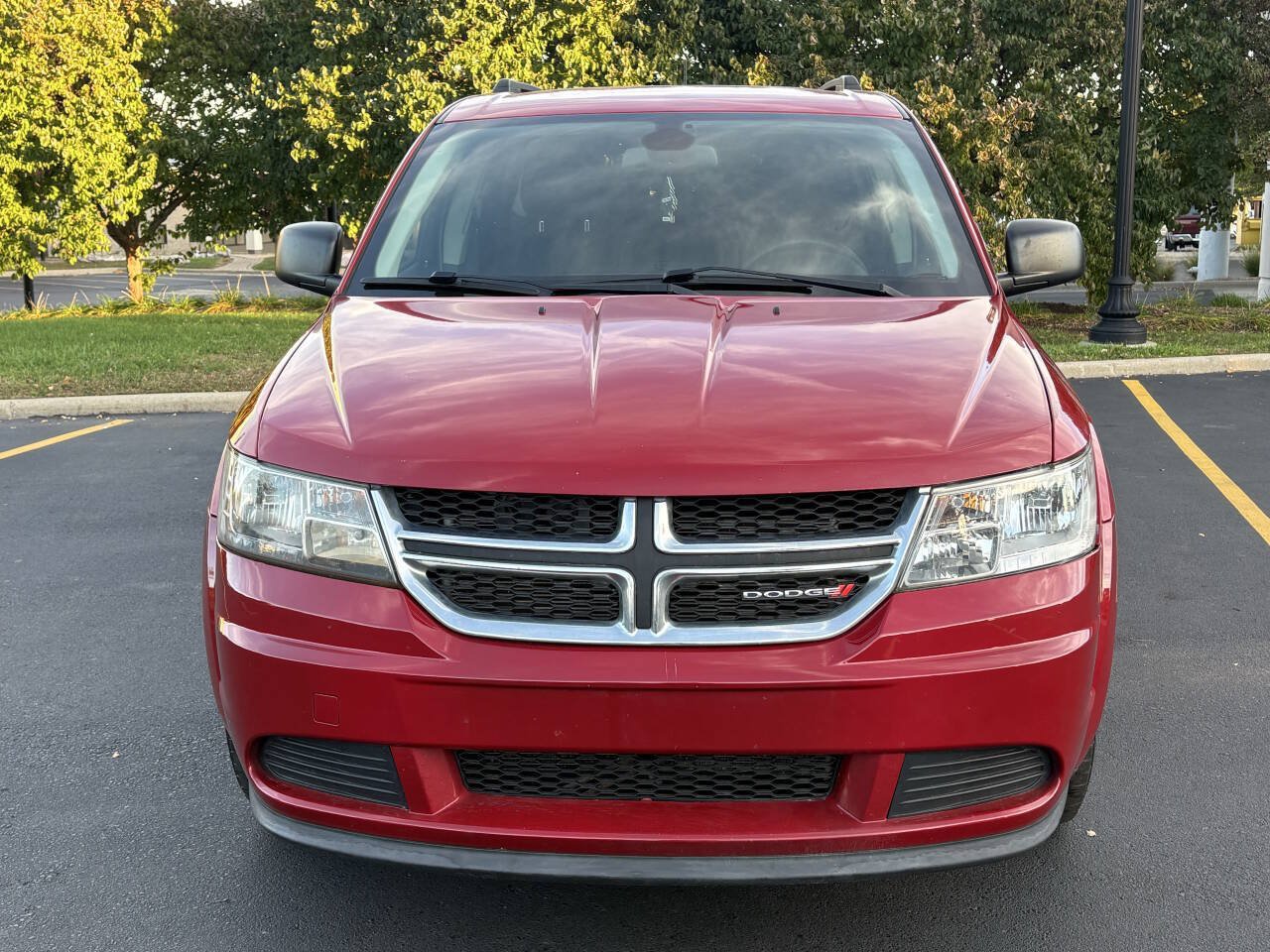 Used 2020 Dodge Journey SE FWD image 2