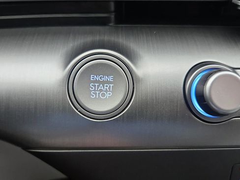 Used 2025 Hyundai Kona SEL image 22