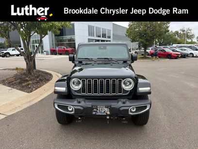 Used 2025 Jeep Wrangler Unlimited Sahara w/ Safety Group