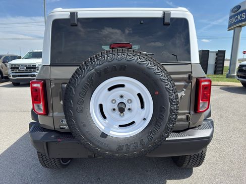 New 2026 Ford Bronco Heritage Edition AWD/4WD image 6