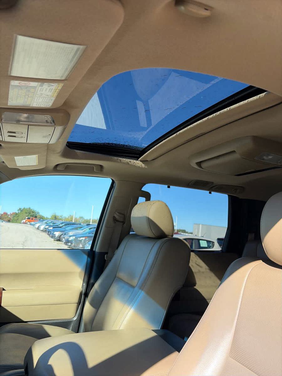 Used 2012 Toyota Sequoia Platinum AWD/4WD image 19